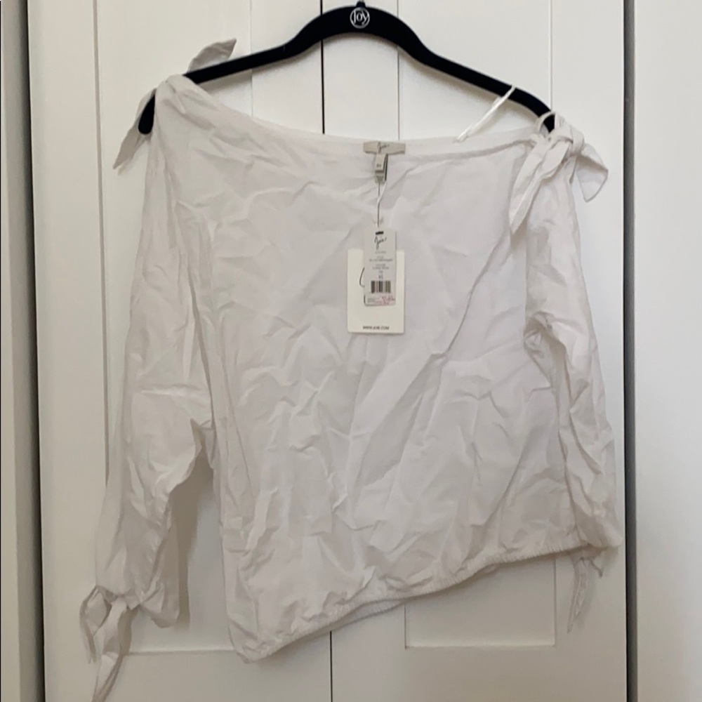 Joie asymmetric cold shoulder “colissa” white xs